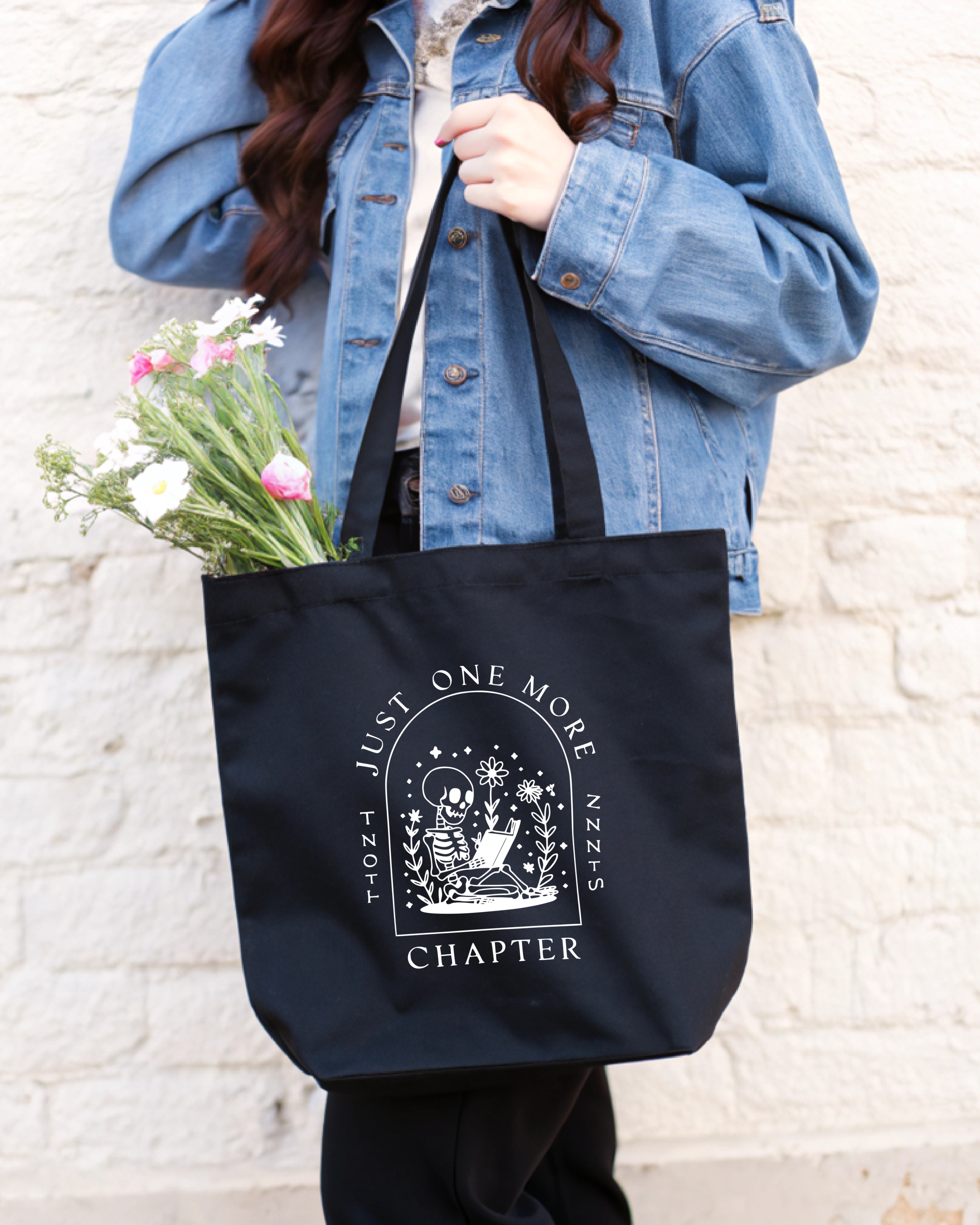 Tote Bag Skeleton Just one More Chapter